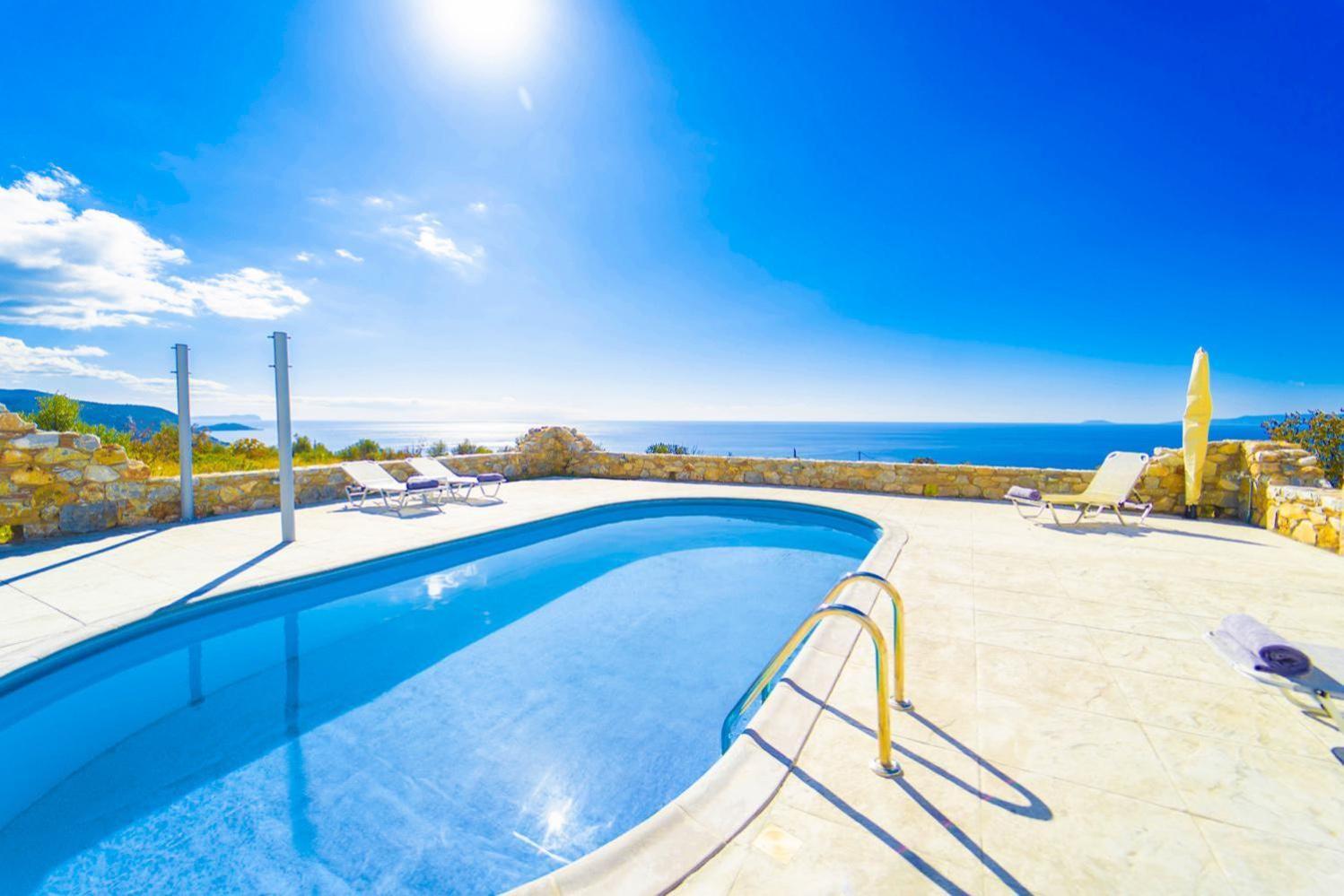 Villa Dioni Ena Pyrgos Bagian luar foto