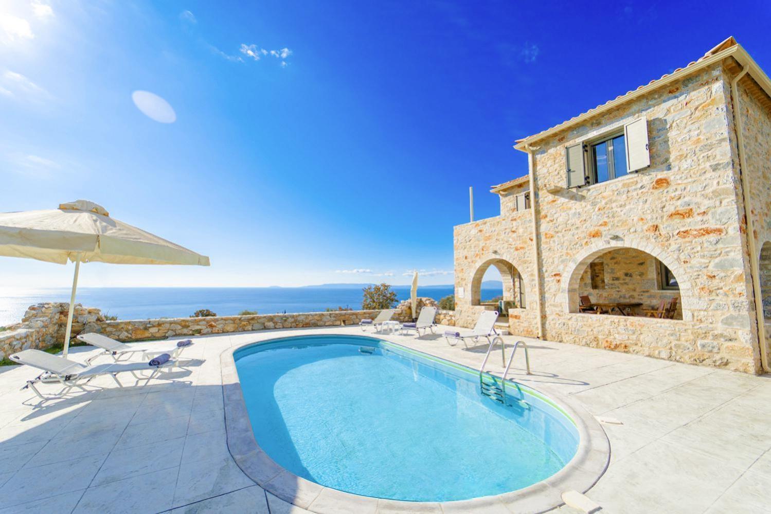 Villa Dioni Ena Pyrgos Bagian luar foto