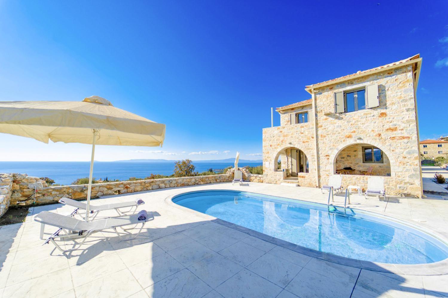 Villa Dioni Ena Pyrgos Bagian luar foto