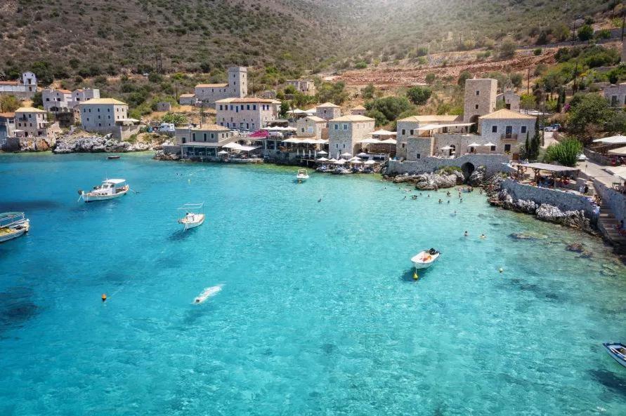 Villa Dioni Ena Pyrgos Bagian luar foto